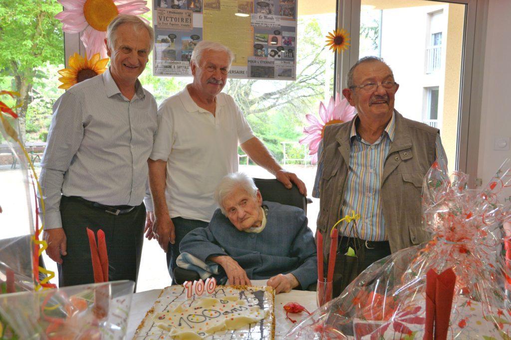 100 ans Mme Hurtes (2)