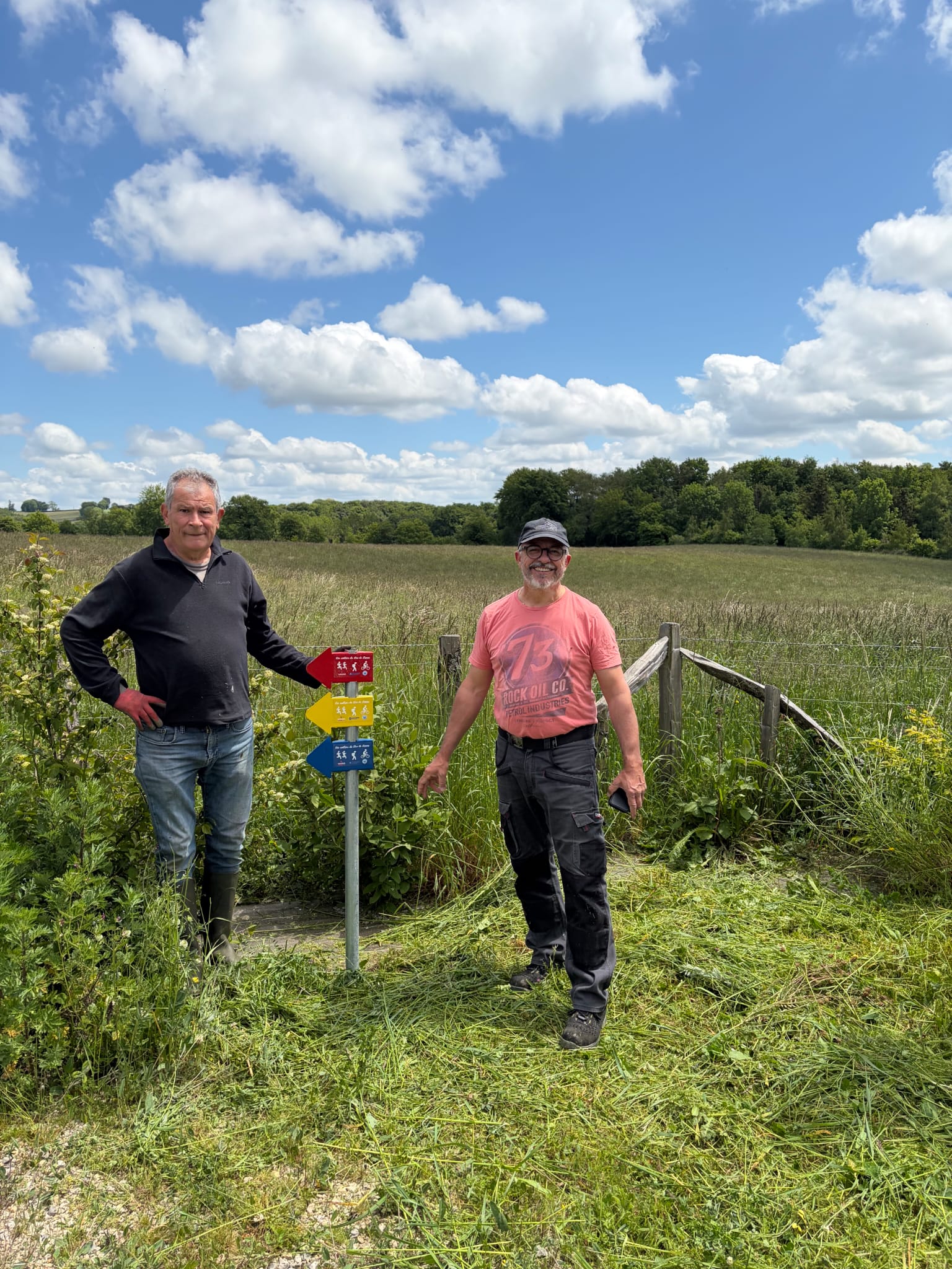 Lire la suite à propos de l’article Les sentiers du Lac de Lenne reprennent de la couleur