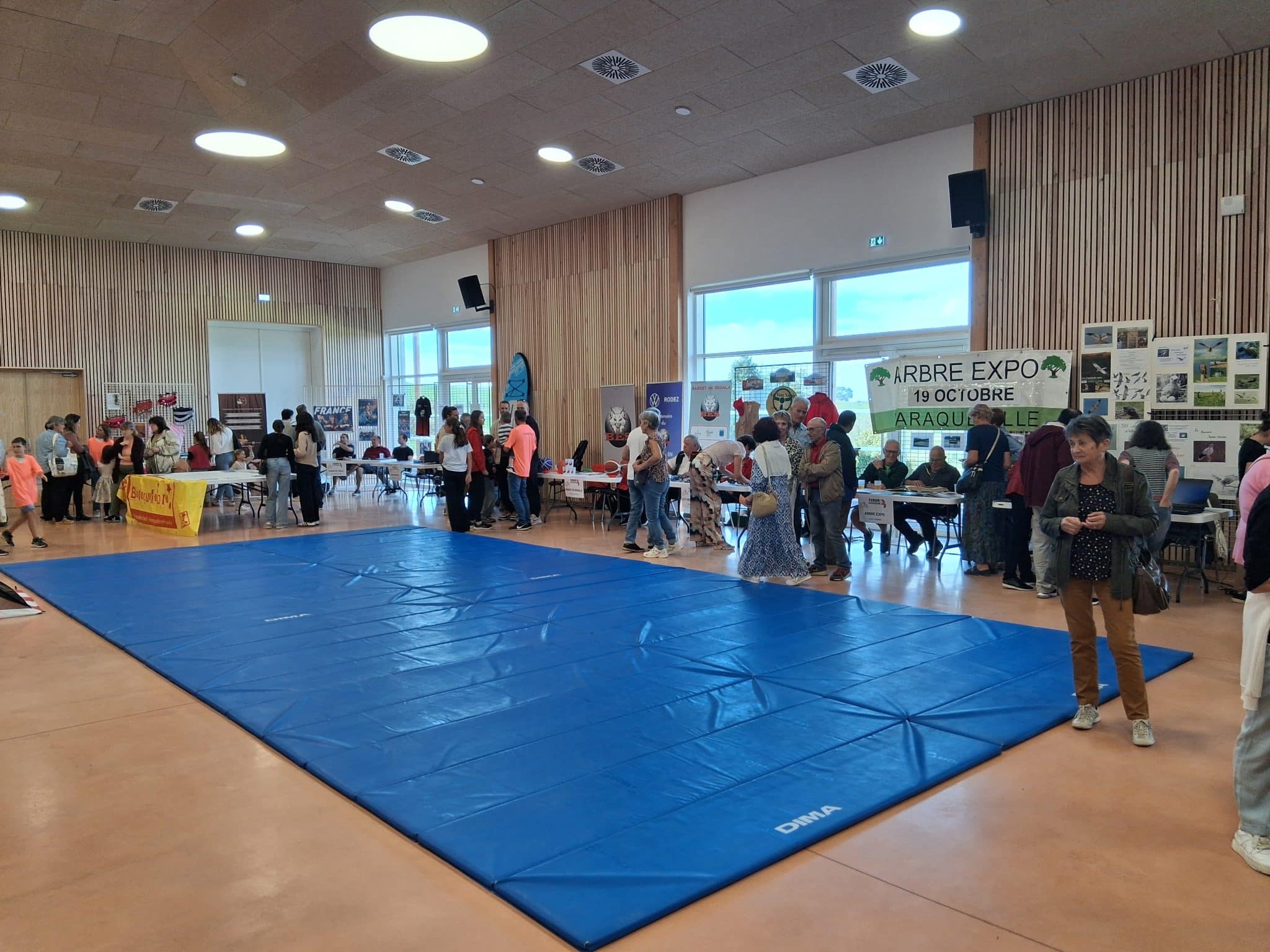 Lire la suite à propos de l’article Le Forum des associations ce samedi sous la halle Mitterrand